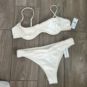 Ivory underwire bikini